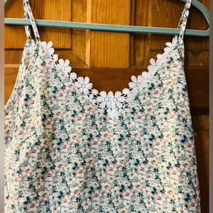 Shein floral top, NWT